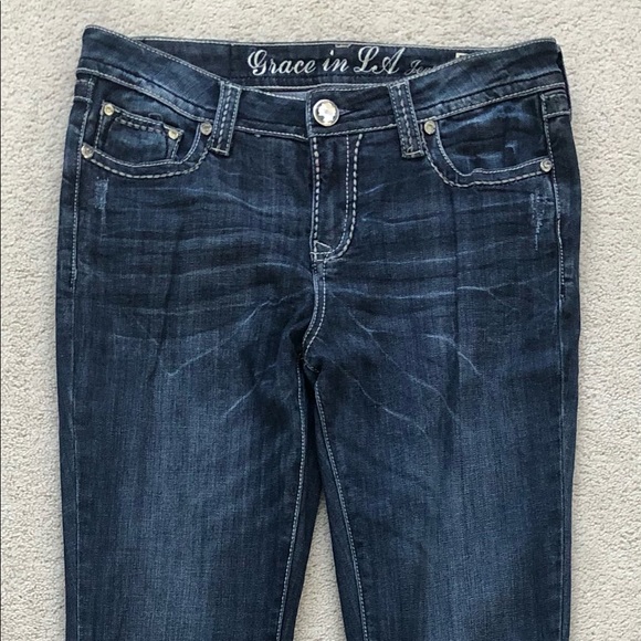 Grace in LA 8’s - Picture 2 of 7